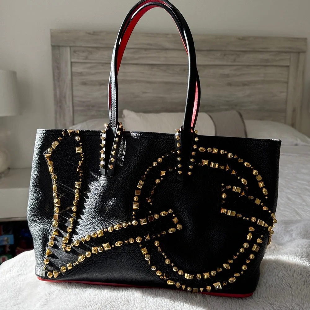 CHRISTIAN LOUBOUTIN Cabata Small Love Calf Paris Tote Bag studded stud sparkly - Picture 2 of 16